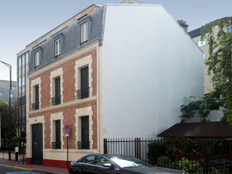 commecy4