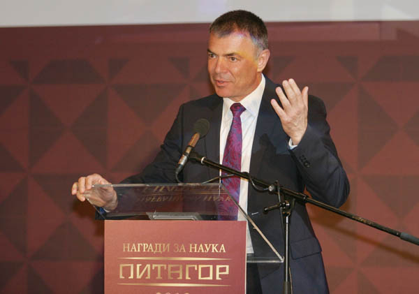 12-06-26_nagrada_pitagor7.jpg