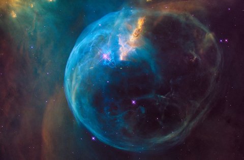Телескопът Хъбъл направи зашеметяваща снимка за 26-тия си рожден ден!