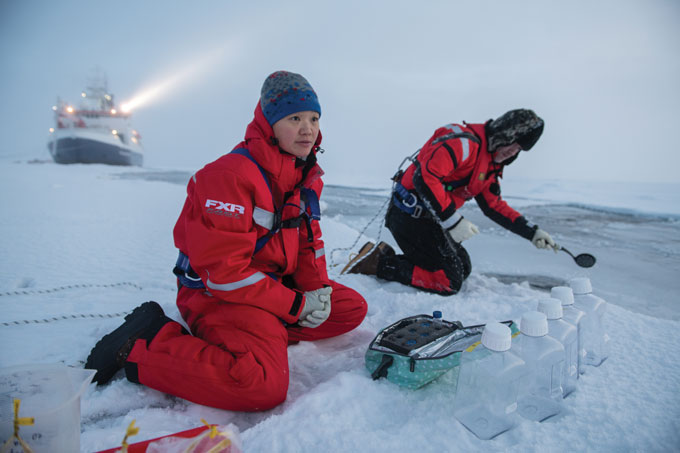 Експедицията, която ще хвърли светлина върху нощния живот на арктическата зима