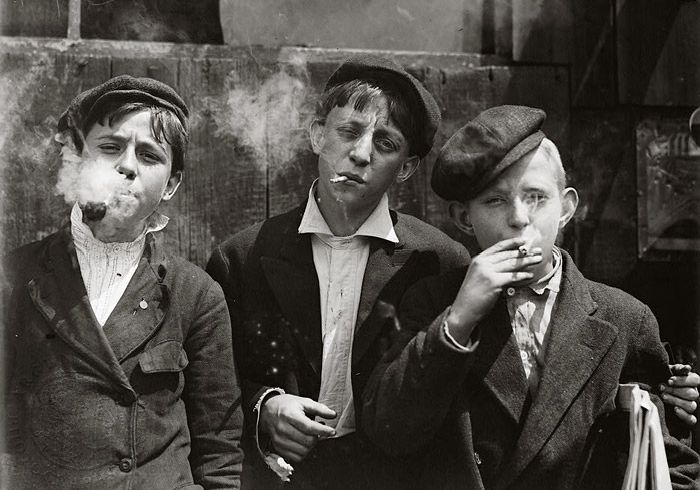 Child-laborers-in-1880.jpg