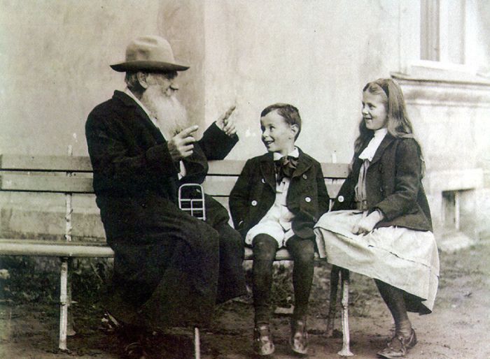 Leo-Tolstoy.jpg
