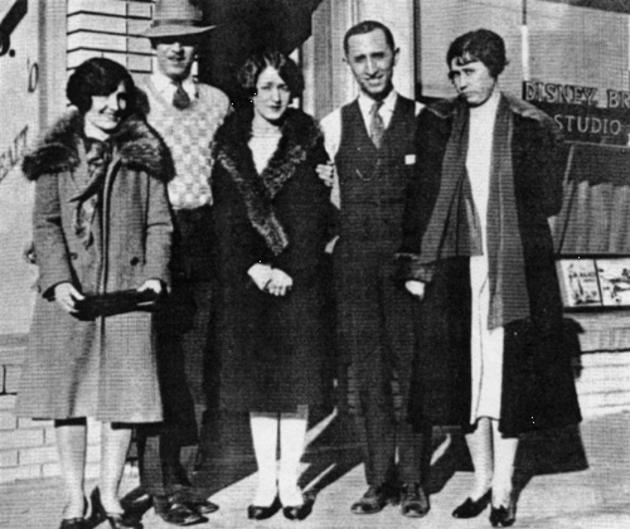 Roy-O.-and-Walt-Disney-on-the-day-they-opened-Disney-Studios.jpg