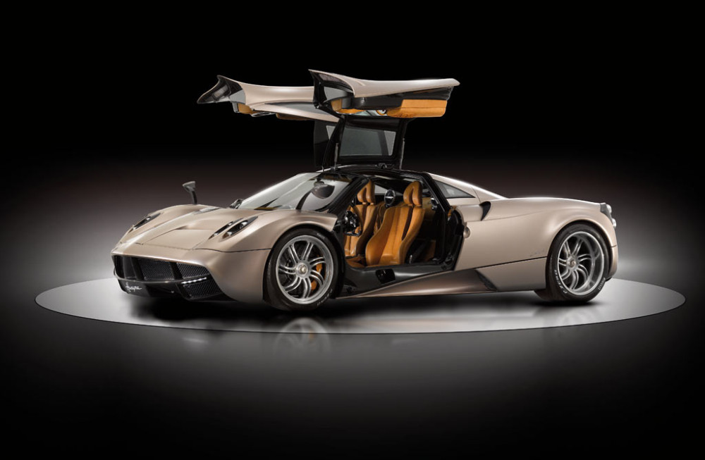 pagani_huayra_11_04.jpg