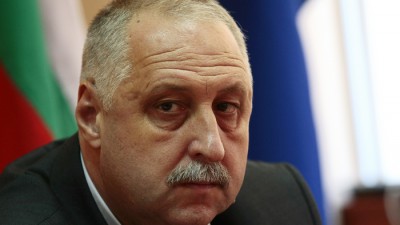 паун-илчев-400x225.jpg